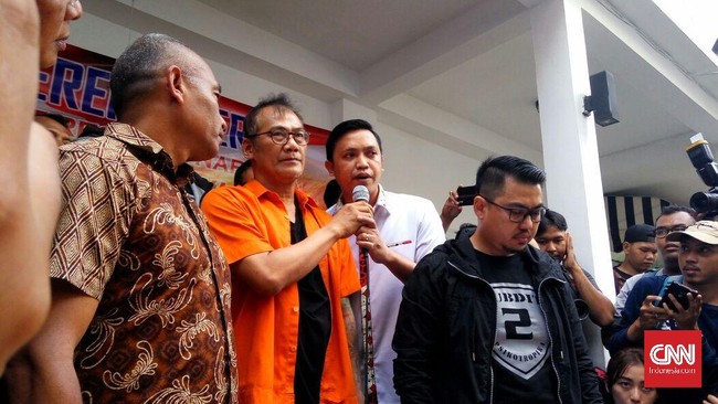 Menurut polisi, Tio Pakusadewo sempat berhenti menggunakan narkoba selama beberapa bulan. Namun belakangan dia menggunakan sabu kembali.