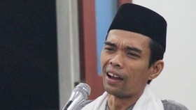 Nama Besar Abdul Somad Jadi Senjata Akhyar Lawan Mantu Jokowi