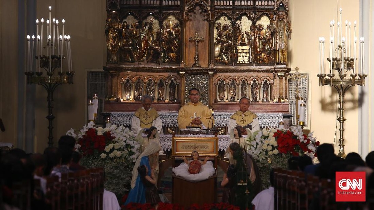 FOTO: Wajah Damai Misa Natal di Jakarta