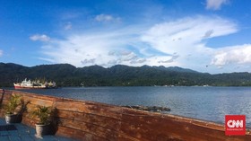 Bendera RMS Berkibar di Pengadilan Tipikor Ambon