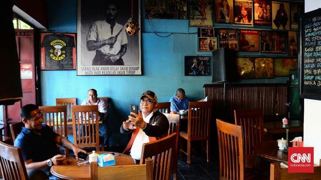 Harum kopi ternyata bisa membawa perdamaian di kota Ambon, seperti yang tersebut dalam sejarah Rumah Kopi Sibu Sibu.