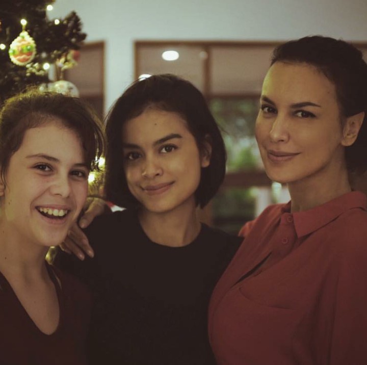 <p>Aktris Sophia Latjuba merayakan Natal bersama putrinya yang beranjak dewasa, nih. (Foto: Instagram/sophia_latjuba88)</p>
