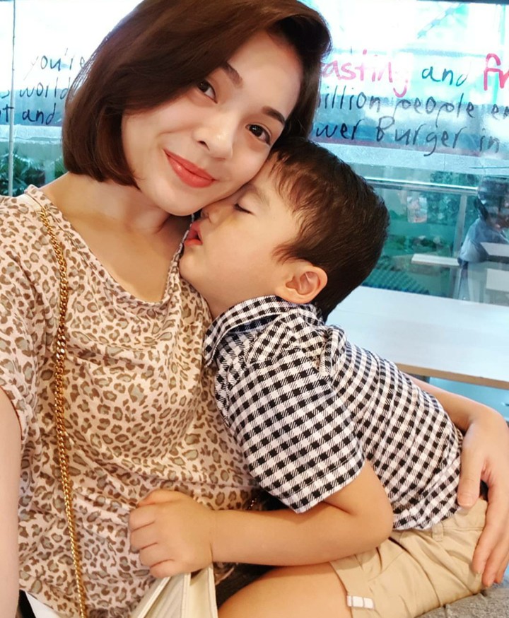 Kompaknya Maya Septha Bersama Dua Buah Hatinya