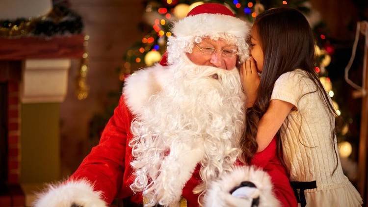 Hadiah yang diminta gadis cilik ini ke Santa Claus bisa bikin hati kita terenyuh. Hiks.