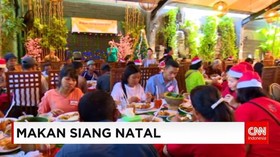 Makan Siang Natal Acara Tahunan Komunitas Sant'Egidio