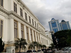 Anak Buah Sri Mulyani Mulai Kerja dari Kantor Lagi