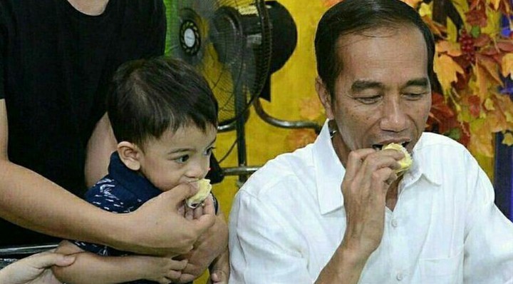 Begini Saat Jokowi dan SBY Menghabiskan Waktu Bersama Cucunya