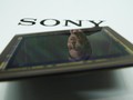 Sony Dikabarkan Uji Ponsel Lipat Layar Transparan