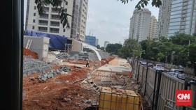 Polisi Usut Penyebab Robohnya Tembok Apartemen Pakubuwono