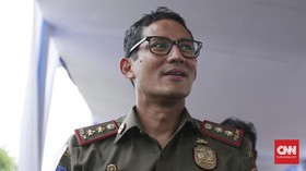 Gang Hijau dan Anggur Merah, Cerita Sandi dari Cempaka Putih