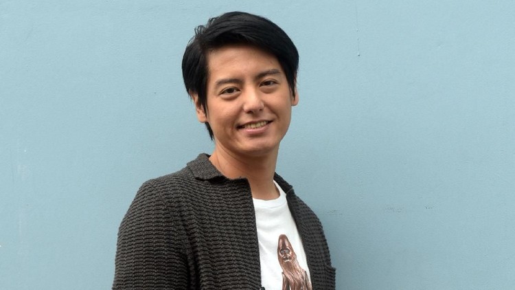 Seperti anak lainnya, artis Roger Danuarta memanjatkan doa untuk sang bunda yang sedang sakit. Apa doa yang disampaikan Roger?
