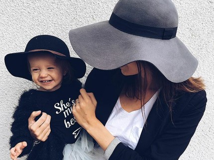 Kompak! Saat Ibu dan Anak Sama-sama Stylish