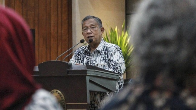 Menteri Koordinator Bidang Perekonomian Darmin Nasution mengklaim, proses persetujuan perizinan menjadi lebih sederhana, sehingga lebih cepat.