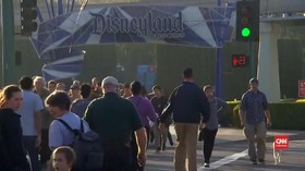 VIDEO: Disneyland Mati Lampu, Pengunjung Terjebak di Wahana