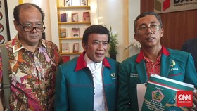 Rhoma Irama Antar Partai Idaman Gugat KPU Lagi