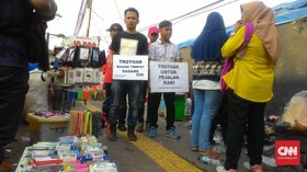 Mantan Wagub Ingatkan Anies-Sandi soal PKL dan Fungsi Jalan