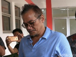 Ditangkap Lagi karena Narkoba, Tio Pakusadewo Hilangkan Jejak di Media Sosial