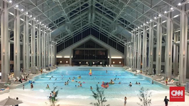 Hokkaido menjadi pusat wisata musim dingin di Jepang. Ada dua resor mewah yang buka di sana, yang salah satunya saya kunjungi awal Desember ini.