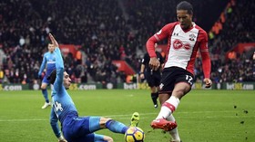 Liverpool Tak Bangkrut Karena Beli Van Dijk