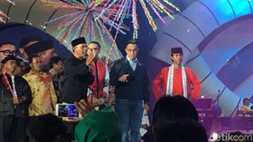 Anies: Saya Bahagia Warga Bisa Berkumpul Kembali di Monas