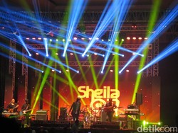 Lirik dan Chord Melompat Lebih Tinggi oleh Sheila on 7