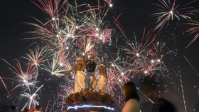 FOTO: Semarak Ganti Tahun di Nusantara