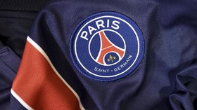Heboh Bek Muda PSG, Baru 12 Tahun Sudah 182 Sentimeter