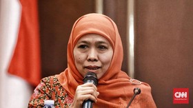 Kasus Corona di Jatim Naik, Khofifah Akui Belum Ada Usul PSBB