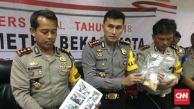 Pemilik Toko Obat yang Dirazia FPI Ditetapkan Jadi Tersangka