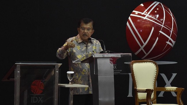 Wapres Jusuf Kalla menyebut bisa membalas kebijakan proteksionisme Amerika Serikat atas ekspor kelapa sawit dengan tak lagi mengimpor terigu asal negara itu.
