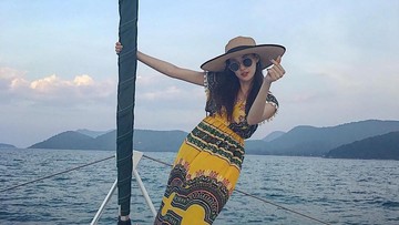 Pesona Lee Joo Yeon Eks After School Pamer Tubuh Seksi Pakai Bikini di Bali