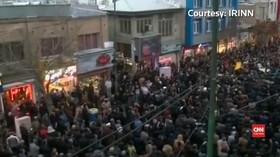 VIDEO: Demo Iran Semakin Panas