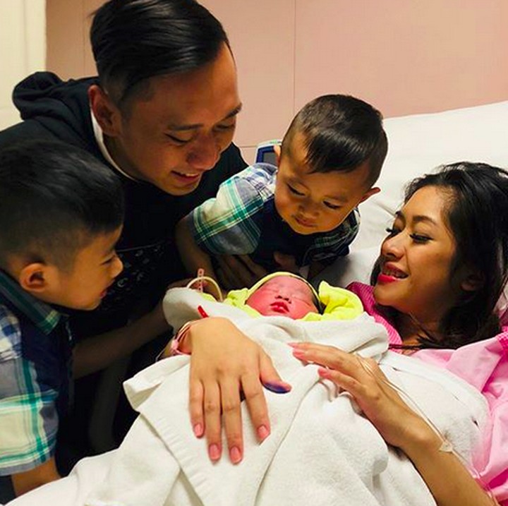 <p>Lahir dengan berat 3.590 gram dan panjang 48 cm, Baby Gaia yang punya nama lengkap Gayatri Idalia Yudhoyono nggemesin banget ya. (Foto: Instagram/ @ibasyudhoyono)  </p>