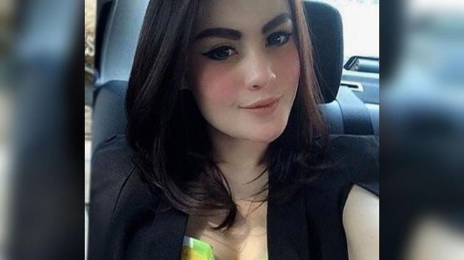 Jennifer Dunn kembali tersandung narkoba setelah polisi mengonfirmasi telah menangkap wanita yang kerap dikenal akan kontroversinya itu.