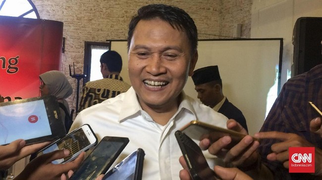 Salah satu penggagas #2019GantiPresiden, Mardani Ali Sera berharap aparat tetap bersikap netral terhadap gerakan yang pro dan kontra terhadap Jokowi.
