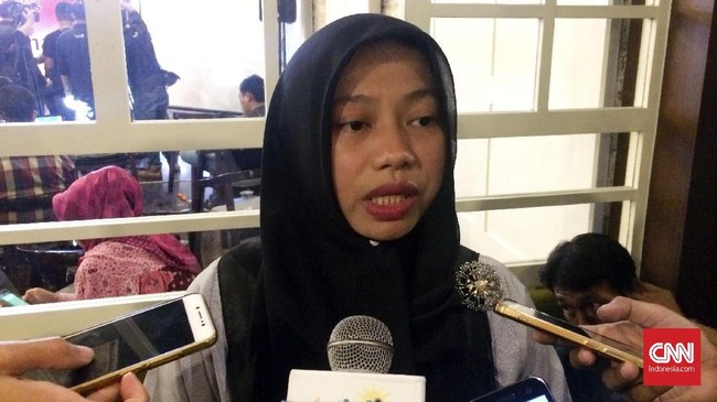 Dosen FHUI Titi Anggraini mendorong Komisi Pemilihan Umum (KPU) memfasilitasi kampanye untuk kotak kosong di Pilkada Serentak 2024.