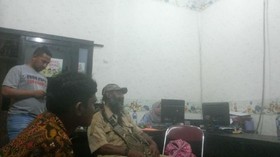 Eks Tapol Filep Karma 'Diamankan' Polisi Bandara Soetta