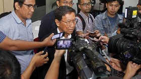 Jababeka Gelar Pameran Seni Lukis Para Maestro Indonesia