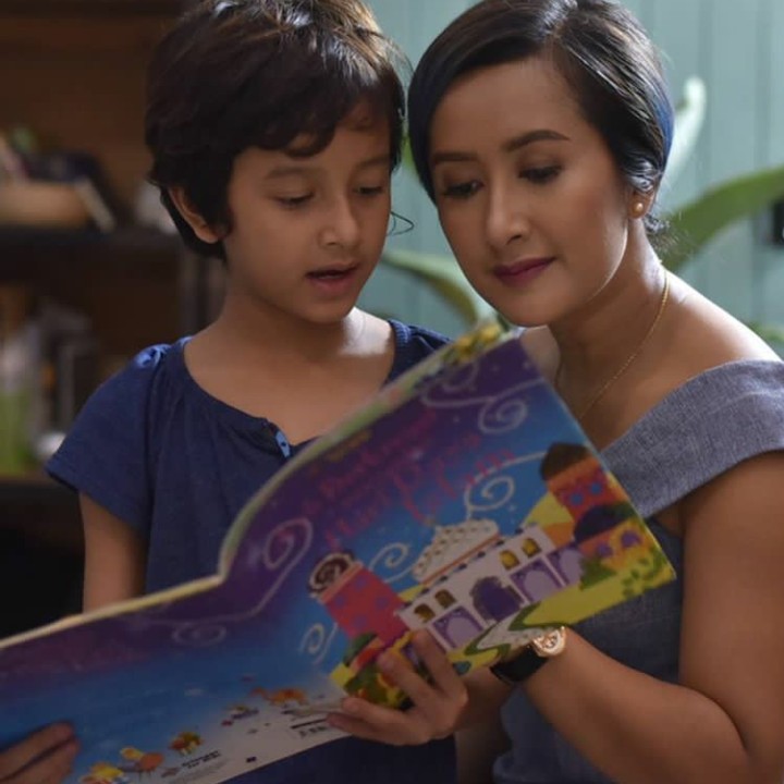 <p>Di sela-sela kesibukannya sebagai publik figur, Widi Mulia selalu sempatkan waktunya bersama buah hatinya.(Foto: Instagram @widimulia)</p>