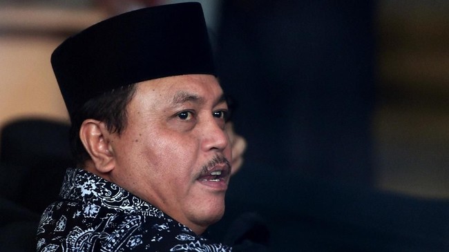 Ketua DPRD Jambi, Cornelis Buston yang menjadi saksi dalam sidang menyebut