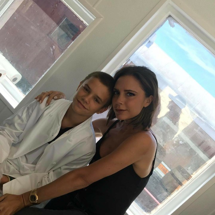 <p>Anak kedua Victoria, Romeo, kini berusia 15 tahun lho, Bun. (Foto: Instagram/victoriabeckham)</p>