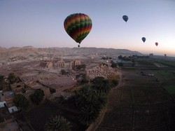 Kecelakaan Balon Udara di Turki, Pilot Tewas dan 12 WNI Luka