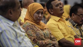 Tiba di Jakarta, Jokowi Segera Tentukan Nasib Khofifah