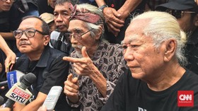 Personel Koes Bersaudara Nomo Koeswoyo Meninggal Dunia