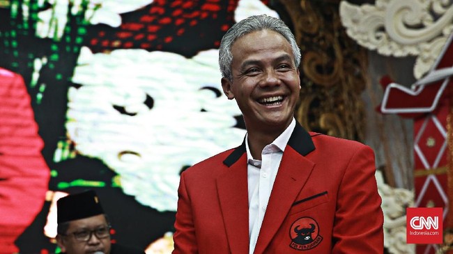 Gubernur petahana Jawa Tengah Ganjar Pranowo mendukung kasus korupsi e-KTP dibongkar hingga tuntas agar semua pihak mengetahui.