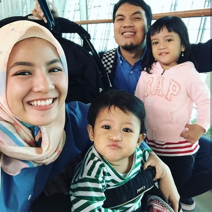 <p>Sederhana dan bahagia. Itu saja. (Foto: Instagram @natasharizky)</p>