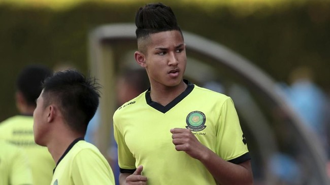 Gelandang Gelandang Leicester City U-23, Faiq Bolkiah, dipastikan batal membela Brunei Darussalam pada Kualifikasi Piala Asia U-23 2020 di Vietnam.