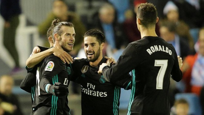 Real Madrid tertinggal hingga 16 poin dari Barcelona di puncak klasemen sementara La Liga setelah ditahan imbang Celta Vigo di Stadion Balaidos.