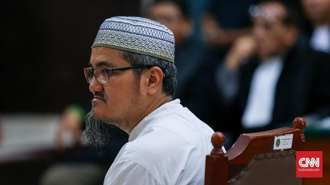 Jonru terbukti menyebarkan ujaran kebencian. Hakim Pengadilan Negeri Jakarta Timur memvonisnya dengan hukuman penjara 1 tahun enam bulan dan denda Rp50 juta.