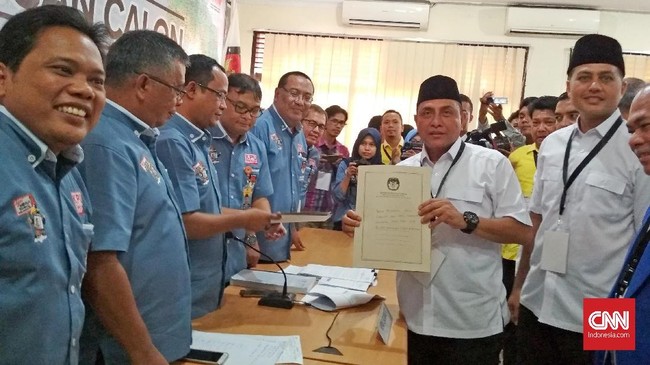 Ketua KPU Sumut mengonfirmasi Edy Rahmayadi menyertakan surat pemberhentian dirinya dari TNI saat mendaftar menjadi cagub Sumatera Utara hari ini.